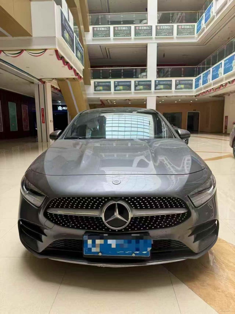淮北21年奔驰A1