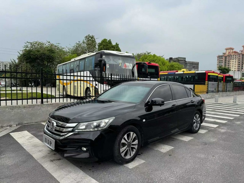 广州14年本田雅阁3