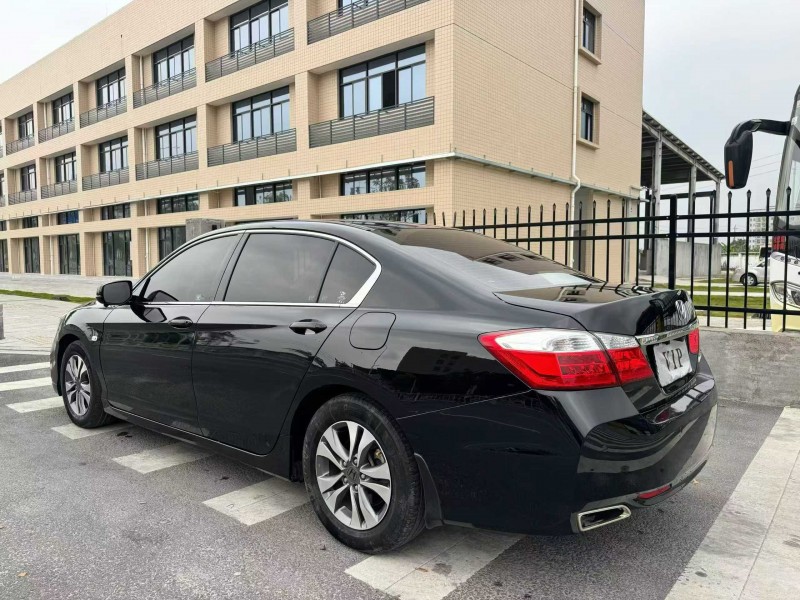 广州14年本田雅阁6