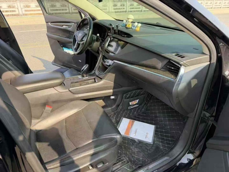 枣庄16年凯迪拉克XT54