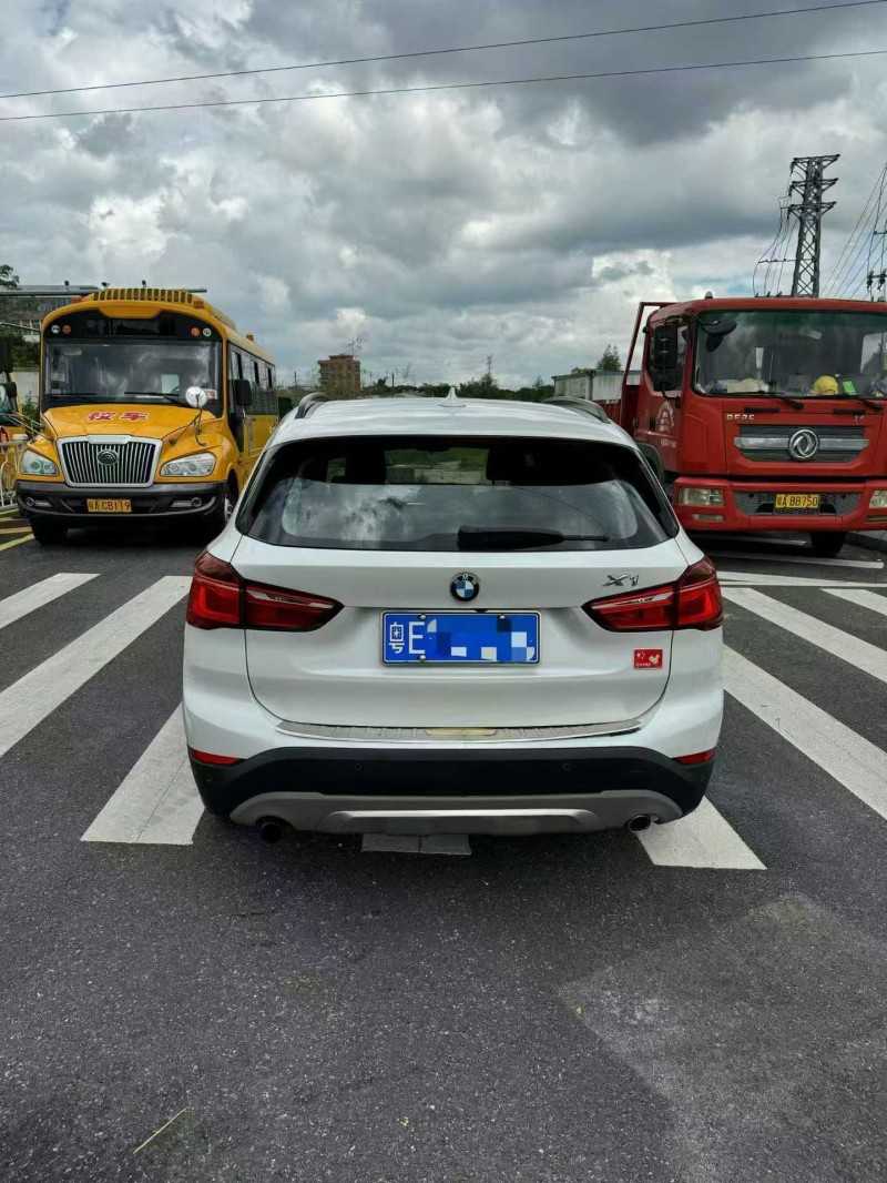 廣州16年寶馬X14