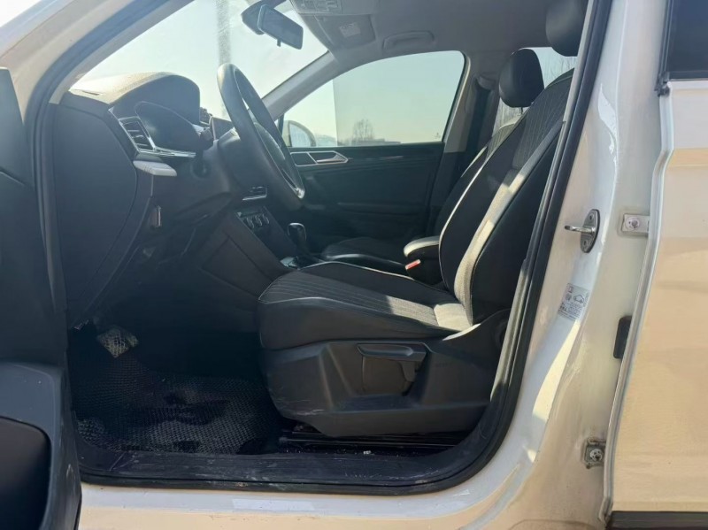 新乡22年大众途观6