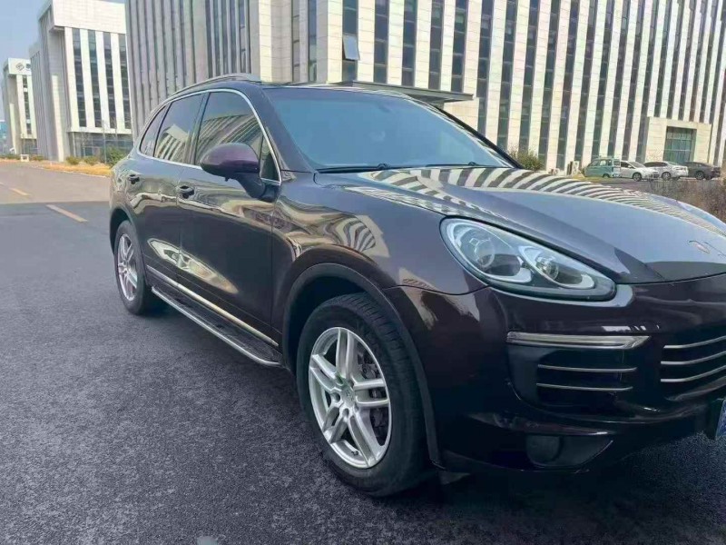 枣庄15年保时捷卡宴3