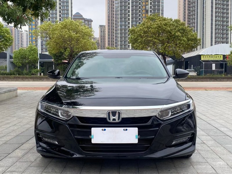 徐州21年本田雅阁1