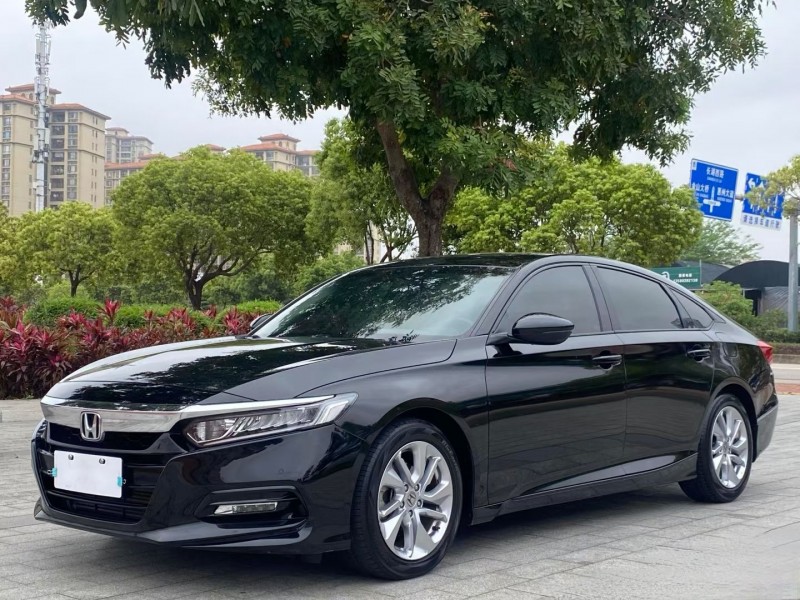 徐州21年本田雅阁2