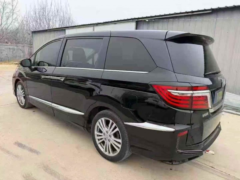 青岛16年本田艾力绅7