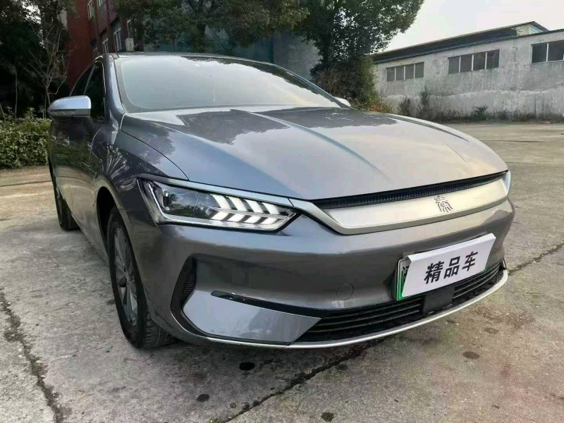 襄阳24年比亚迪秦3