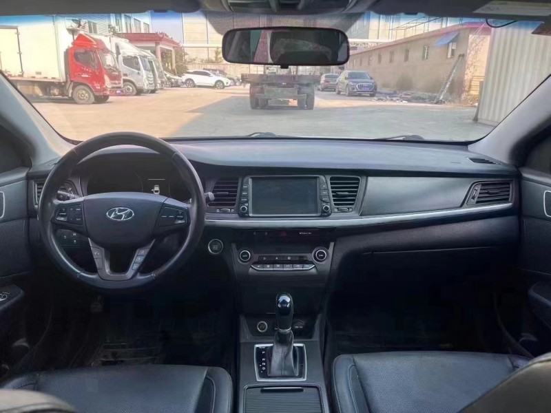 临沂18年现代名图4