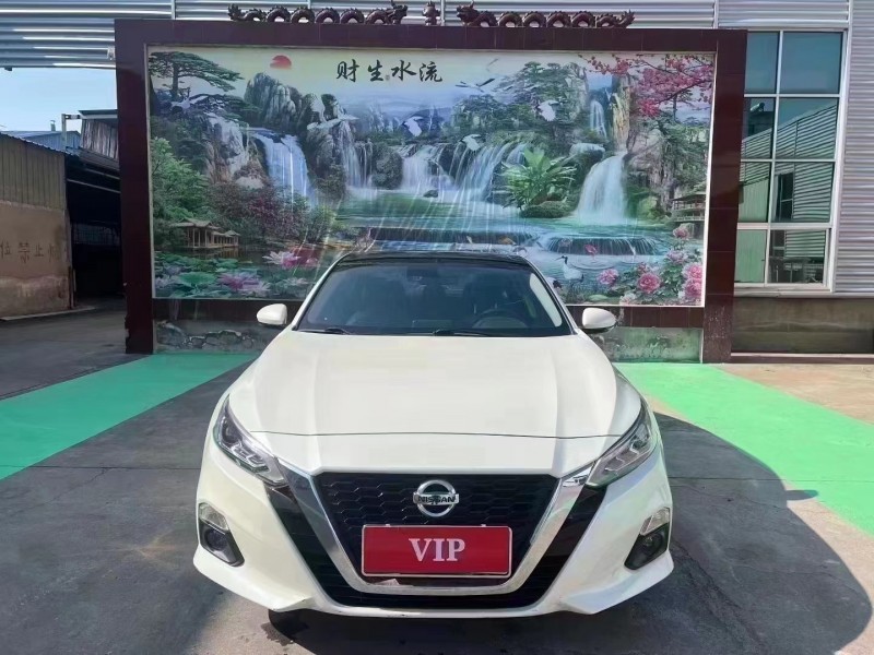 臨沂22年日產天籟1