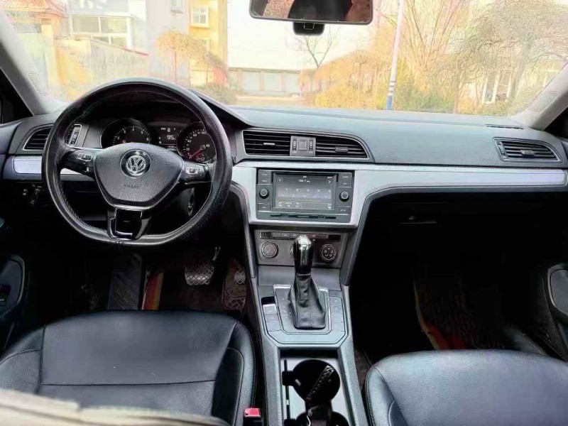 济宁17年大众凌渡5