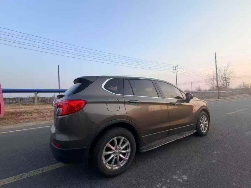 泰安18年别克昂科威6