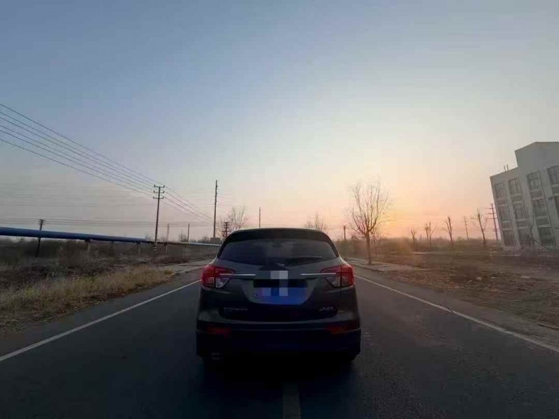 泰安18年别克昂科威9