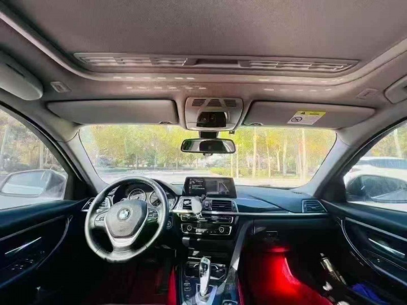 潍坊17年宝马3系6