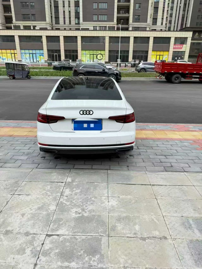 郑州18年奥迪A4L8