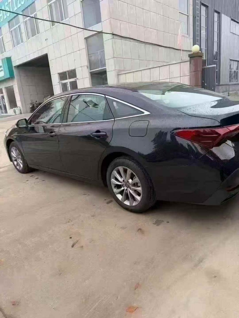 济宁25年丰田亚洲龙7