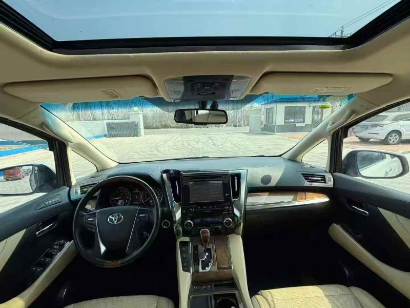 潍坊16年丰田埃尔法6