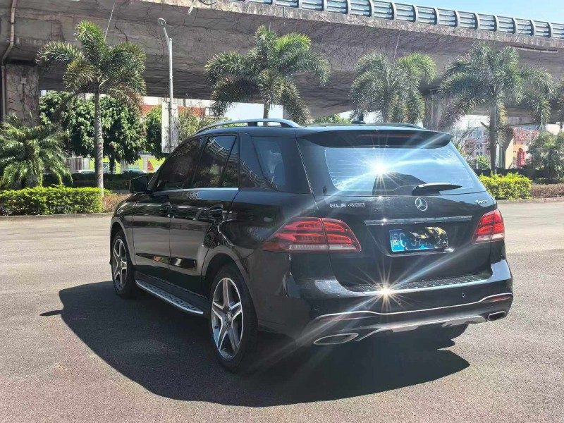 漳州17年奔馳GLE8