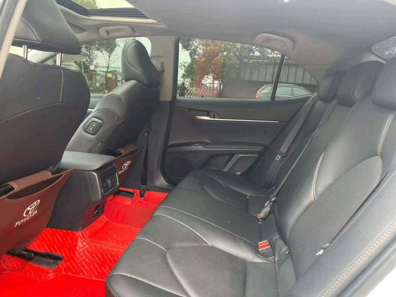 襄陽23年豐田凱美瑞8