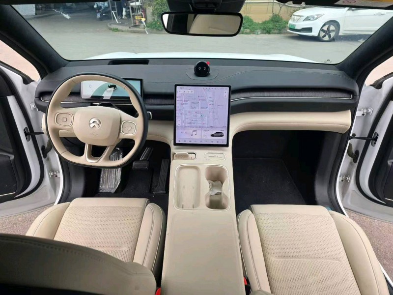 襄陽24年蔚來ES65