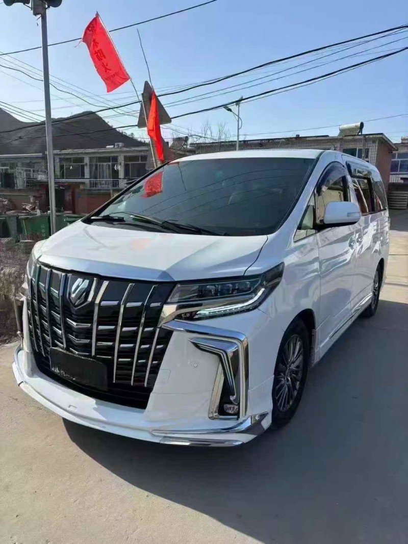 邯鄲14年豐田埃爾法3