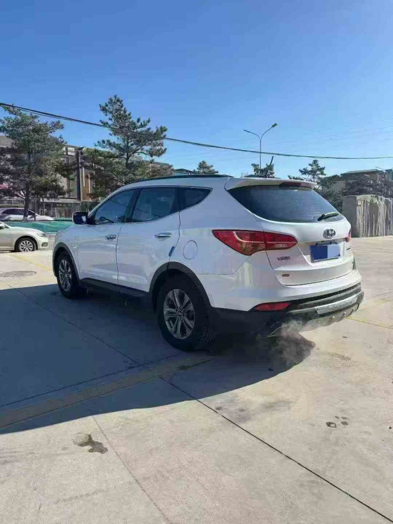 承德14年现代新胜达8