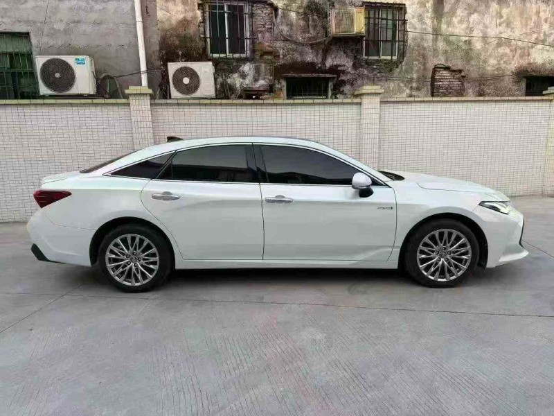 汕头23年丰田亚洲龙9