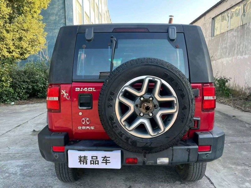 襄阳16年北京BJ405