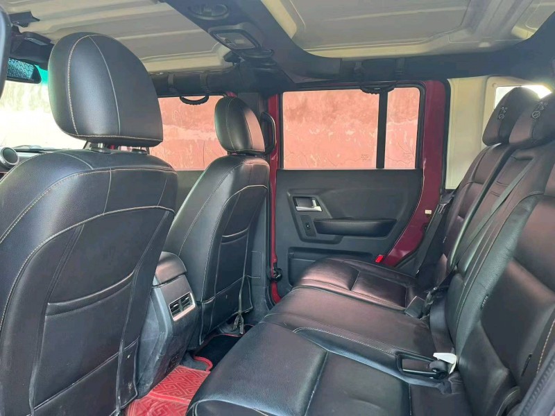 襄阳16年北京BJ407