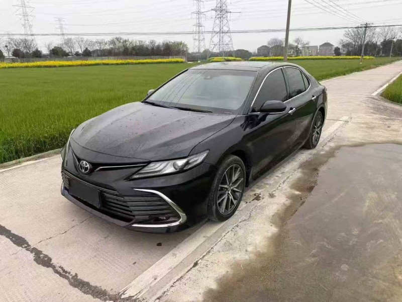 金華21年豐田凱美瑞2