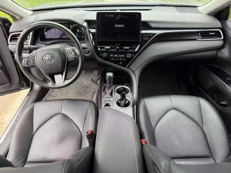 金華21年豐田凱美瑞5