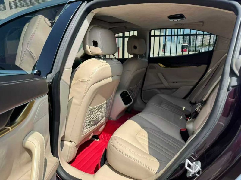 广州17年玛莎拉蒂Ghibli9