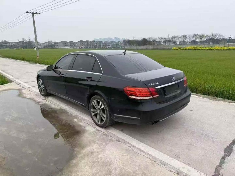绍兴14年奔驰E7