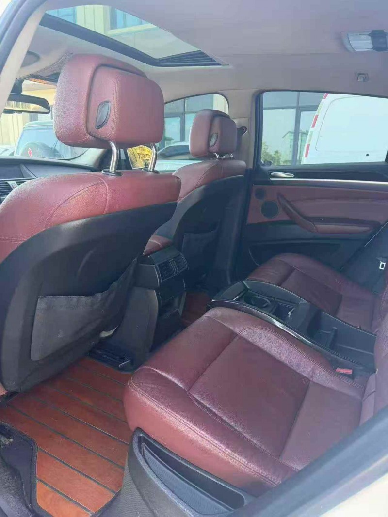 承德11年寶馬X65