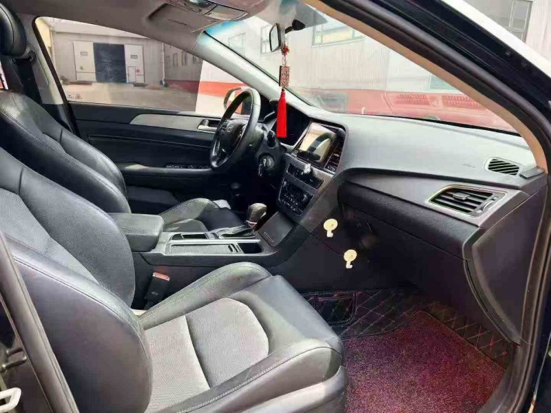 枣庄17年现代索纳塔5