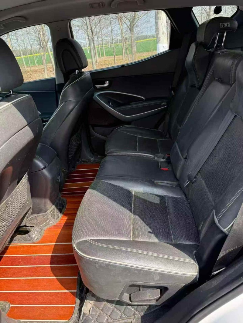 南通17年现代新胜达6