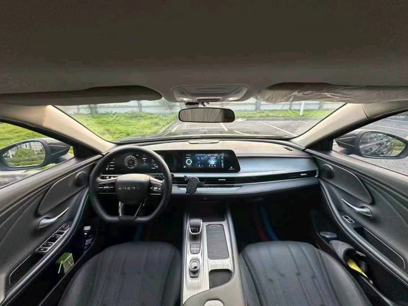 廣州24年奇瑞風云8