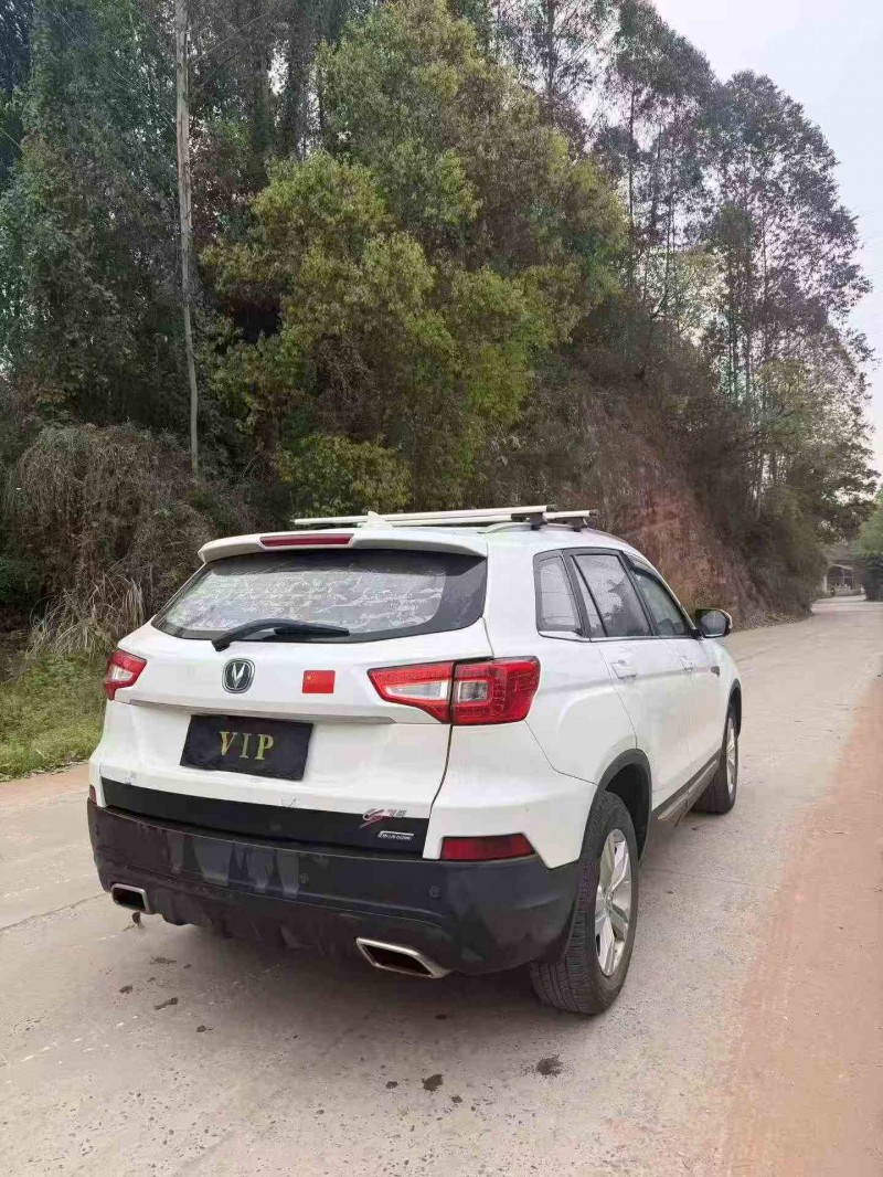 泸州17年长安汽车CS757