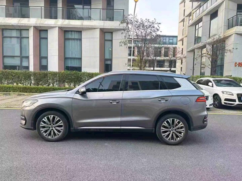 廣州23年比亞迪宋6