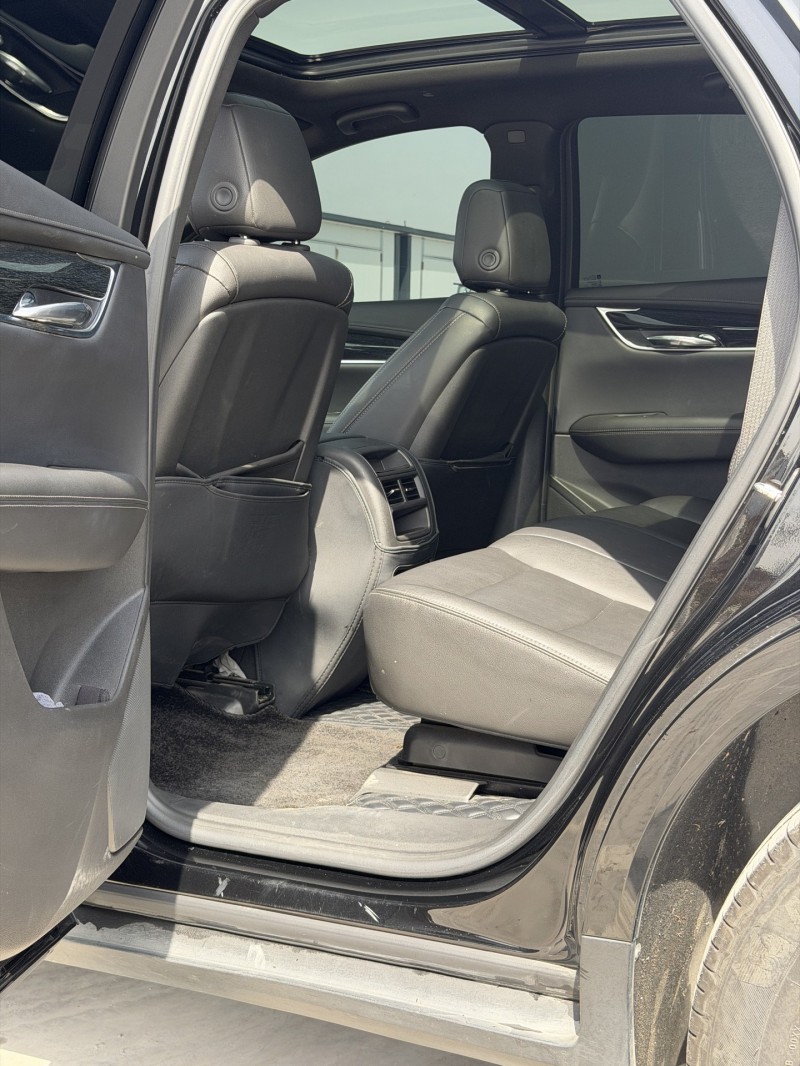 新乡23年凯迪拉克XT56