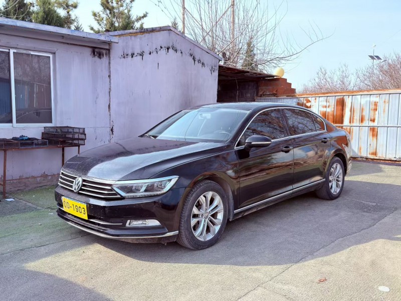 青岛17年大众迈腾2