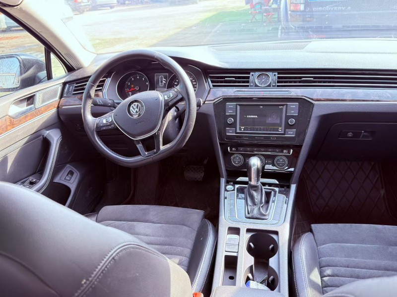 青岛17年大众迈腾6