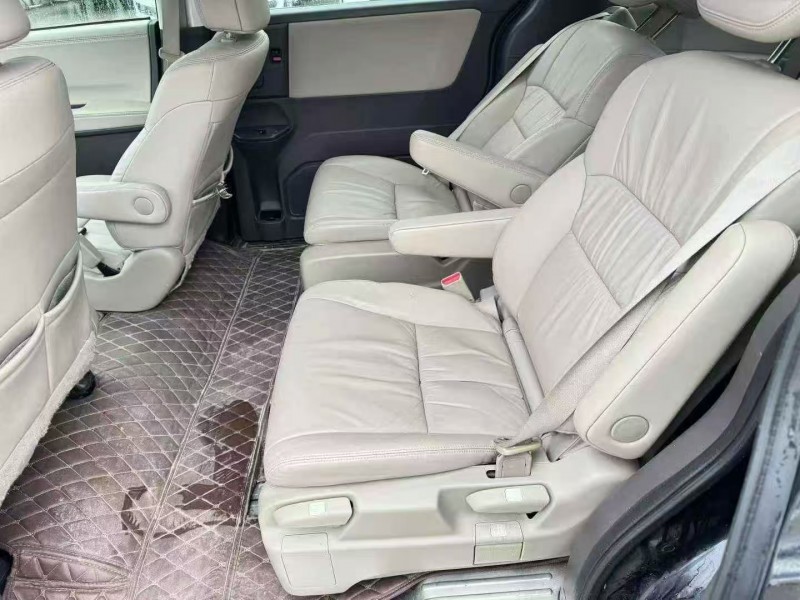 长沙17年本田奥德赛5