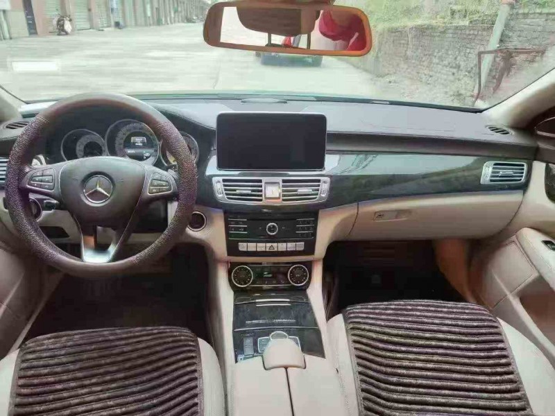 三明15年奔驰CLS4