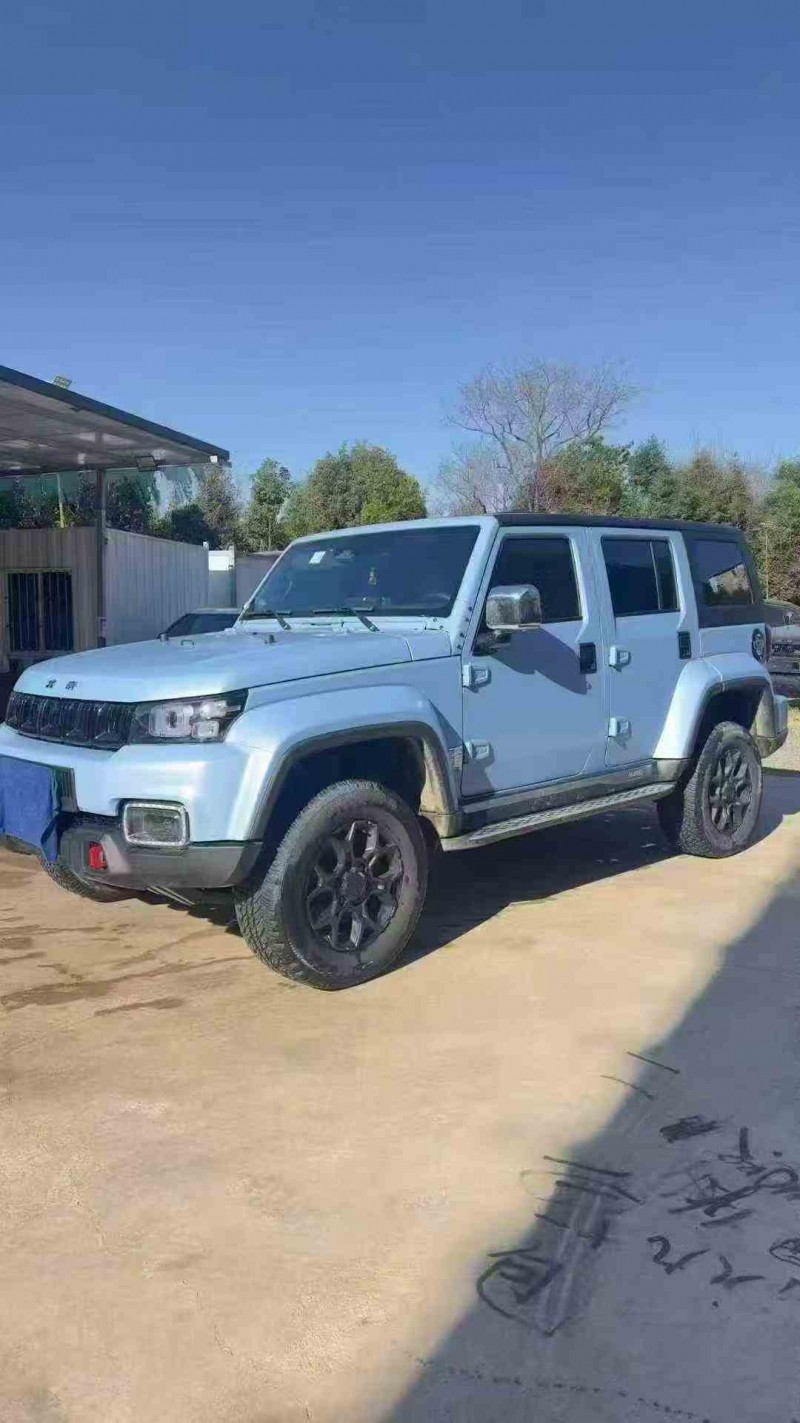 曲靖23年北京BJ402