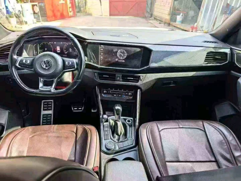 玉溪20年大众探岳6