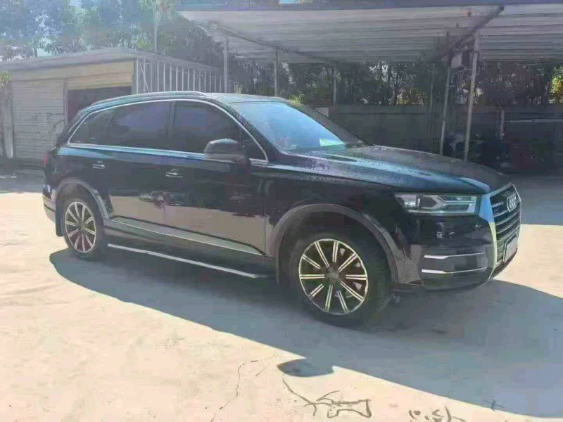 玉溪16年奧迪Q73