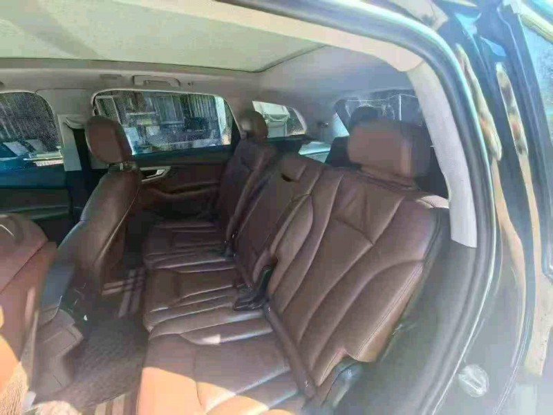 玉溪16年奧迪Q76