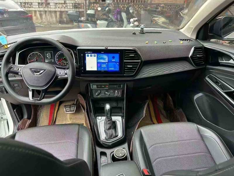 张家界22年大众捷达4