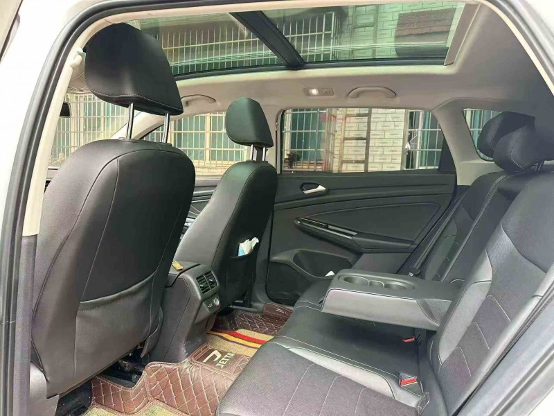 张家界22年大众捷达5