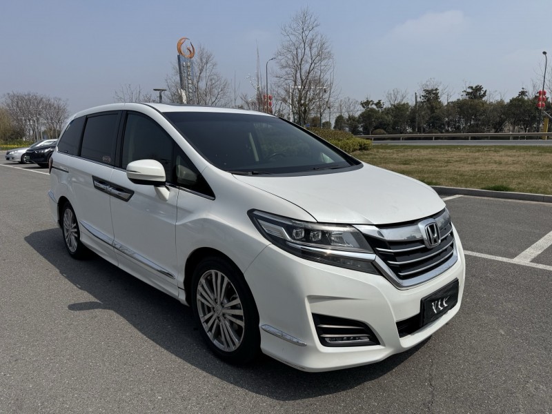 盐城19年本田艾力绅2